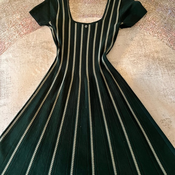 A line knit dress in forest green from guess - Picture 9 of 9